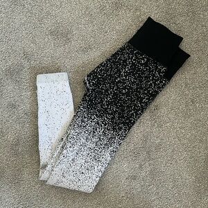 Athleta High Rise Textured Tight